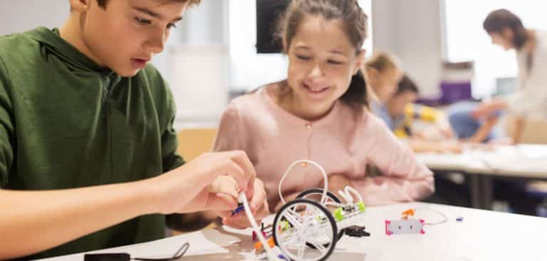 Robótica y pensamiento computacional en educación | idDOCENTE